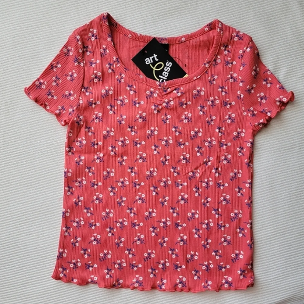 Floral Short Sleeve T-Shirt Ribbed Stripes Red Coral Daisy | Art Class